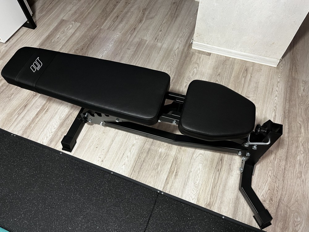 Adrian, Częstochowa Adrian, Częstochowa