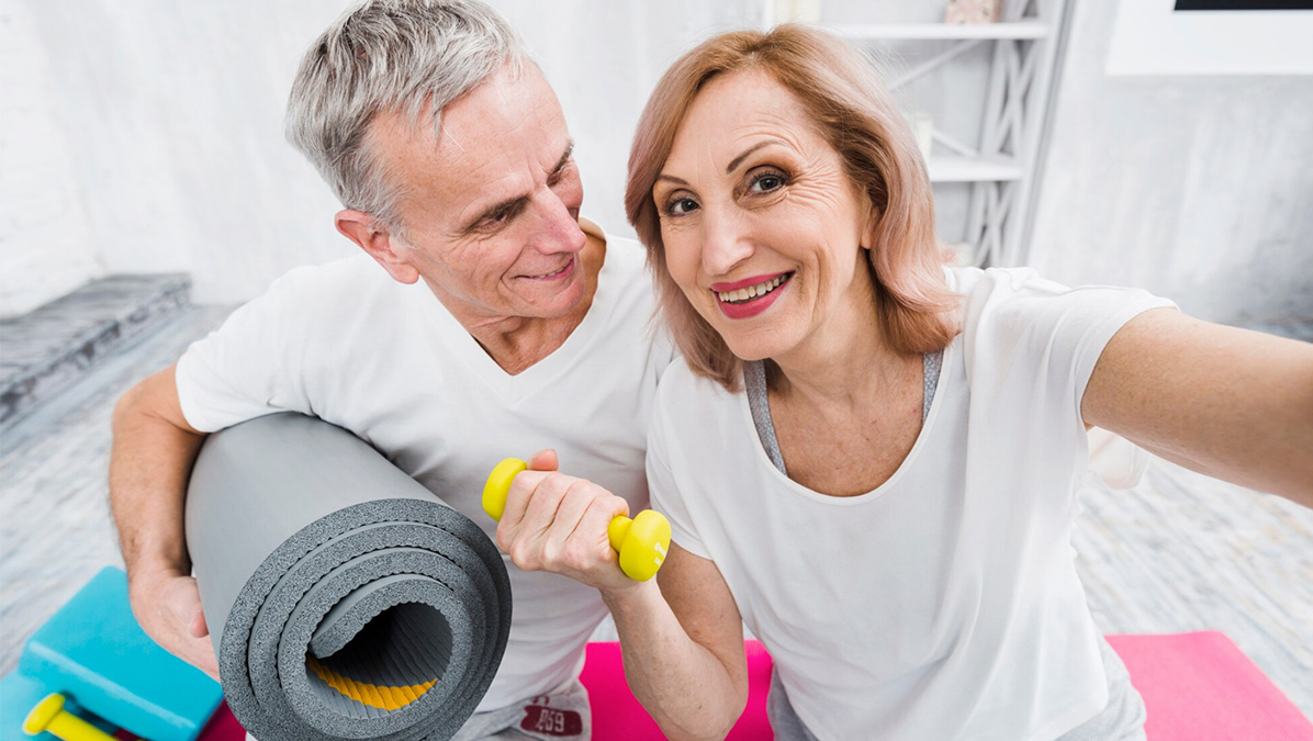 Ćwiczenia dla seniorów – dlaczego warto i jak trenować w podeszłym wieku?