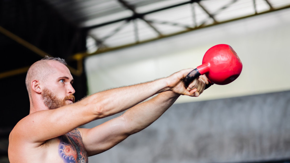 Kettlebell swing 2