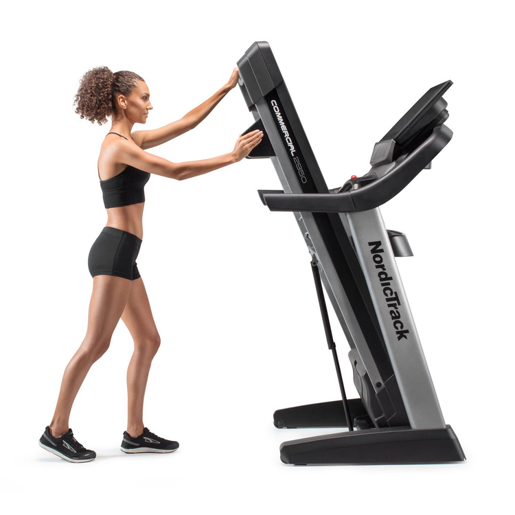 Bieżnia elektryczna Commercial 2950 - NordicTrack