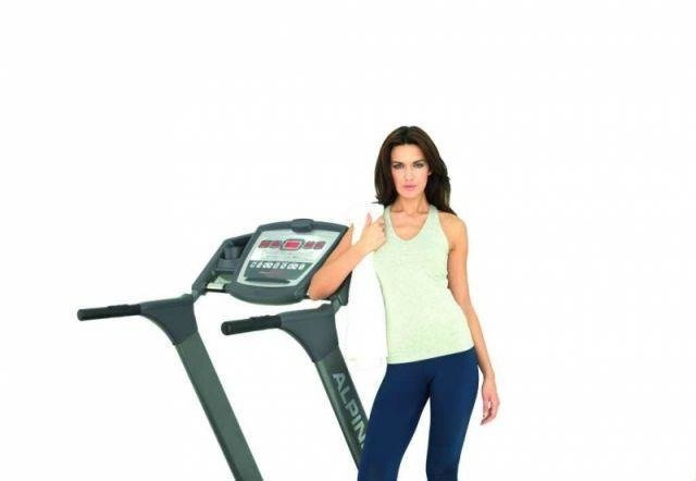 Bieżnia elektryczna ALPINE III - Finnlo