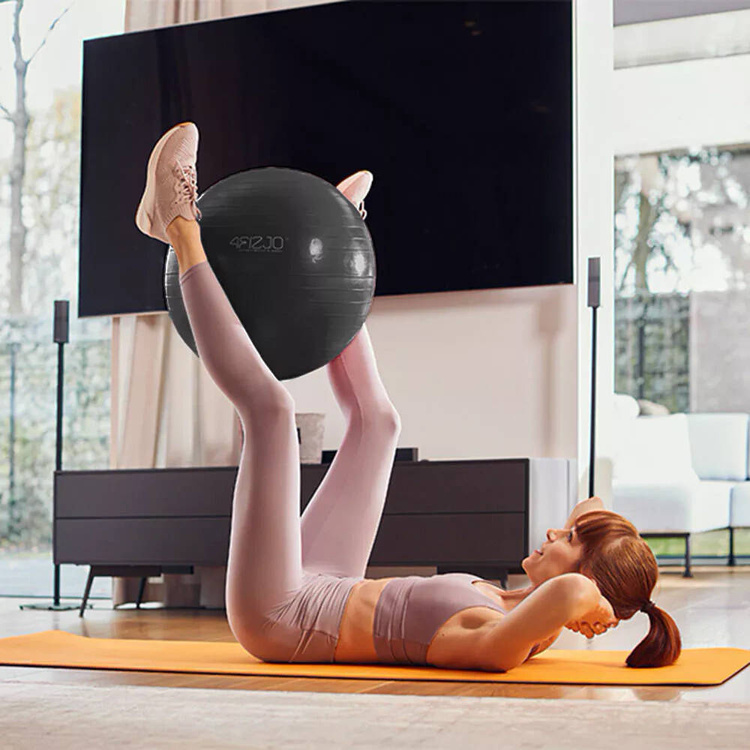 Piłka gimnastyczna dmuchana 65CM