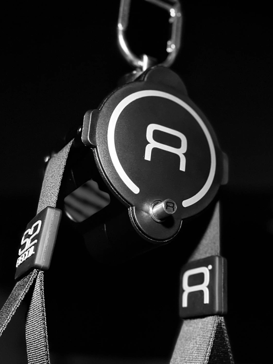 Podwieszane pasy treningowe do ćwiczeń BenchK RECOIL z torbą