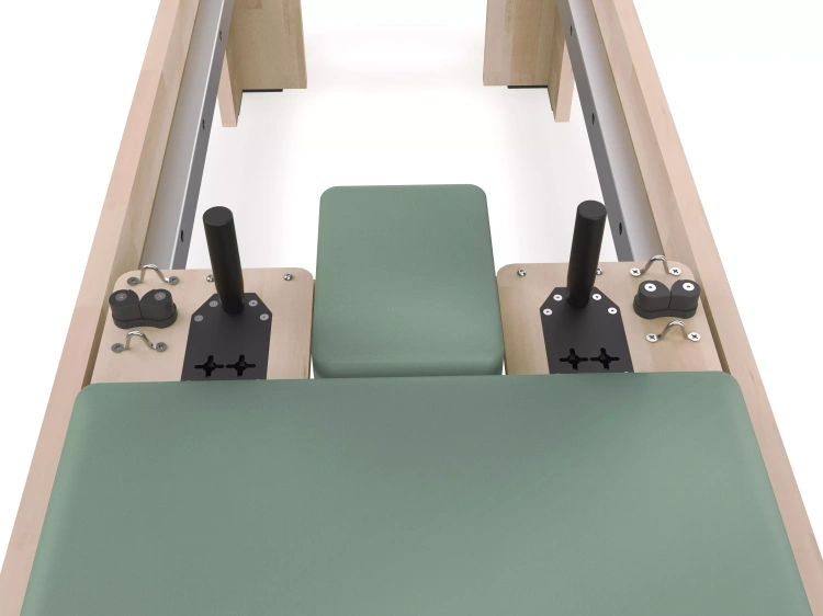 Reformer do Pilatesu PTX6000 Cadillac Drewniany (green tea) Toorx Liveness - Łóżko do Pilatesu (PTX-6000G)