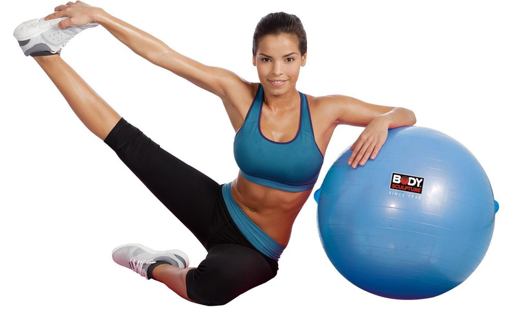 Piłka gimnastyczna Antiburst z gumami fitness BB 001TR 65 cm - Body Sculpture