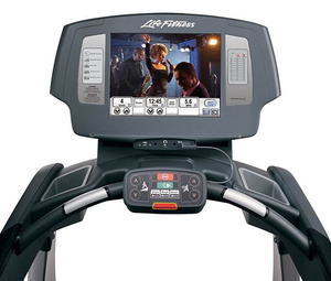 Bieżnia 95T Engage - Life Fitness