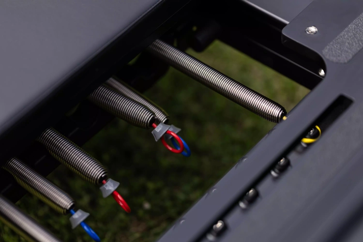 Reformer do Pilatesu PTX8000 Aluminiowy (Full Track) Toorx Liveness – Łóżko do Pilatesu Black Pearl (PTX-8000BP)